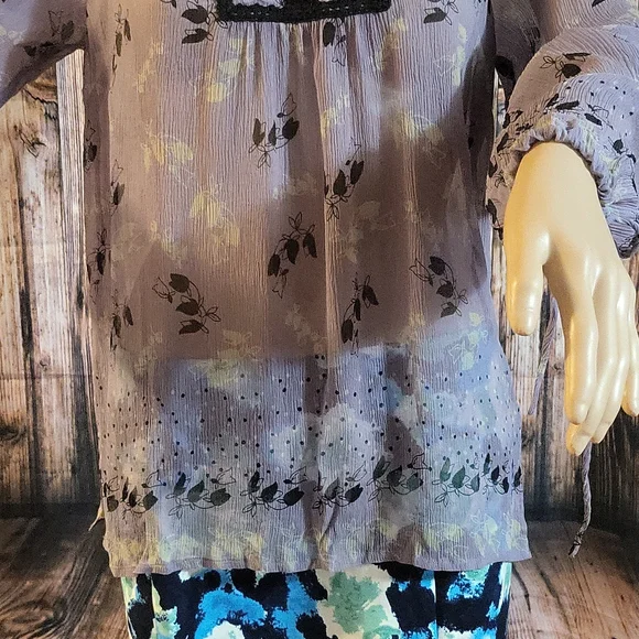 I.N.C Women's 100% Pure Silk Floral Long Sleeve Blouse Size 6 - Picture 3 of 11